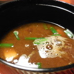 新井旅館 - 赤出汁