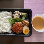 Vivo - 焼きハンバーグのトマト麹ソースと南瓜スープ(^^)v