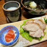 Giwon Nawate Toriyasu - この鶏の塩焼きいい塩梅です