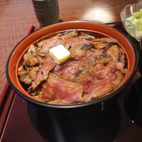 赤坂 津つ井 総本店 - ビフテキ丼③