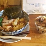 Ramen Hiyori - わんたん麺、角切りちゃーしゅー丼