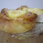 ブーランジェリー メゾン ユキ - ハムたまロール