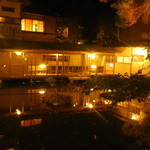 新井旅館 - 宵の帳が降りた館内