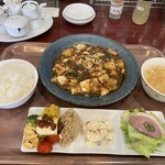 アジアンキッチン 餃子のハナハナ - 