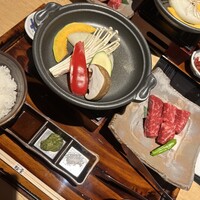 すき焼き 牛しゃぶ 松重 - 