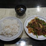 桃華林 - ごはん大と青椒肉絲