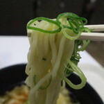 明石食堂 - 麺リフト