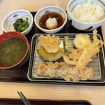 天丼・天ぷら本舗 さん天 - 