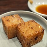 七席中華 コバコ - 新しいメニュー 大根餅。そのまま食べても、めちゃ旨。酢醤油と辛子をつけてももちろん美味しい(⁠｡⁠•̀⁠ᴗ⁠-⁠)⁠✧
