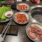 焼肉 宝島 - 