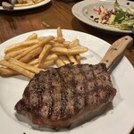 Lone Star Steakhouse & Saloon - 