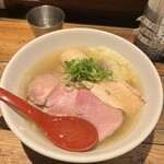 麺屋 翔 - 軍鶏特製塩ラーメン