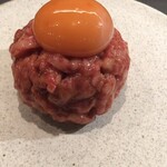 炭焼 くろひげ - 黒毛和牛ユッケ