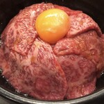 炭焼 くろひげ - シンタマ丼