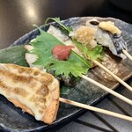 大衆昭和居酒屋 新横浜の夕焼け一番星 新横☆酒場 - 「魚串お試し4本盛合せ（税込￥792）」