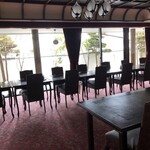 グルメ回転寿司 函太郎 - 洋間？