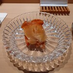 鮨 一幸 - 熟成させた赤貝