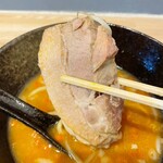 拉麺 うずまき - 分厚いチャーシュー