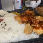 メガ盛り マンモス弁当 - 