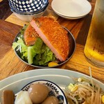 煮込みとお惣菜スタンド ウエトミ - 