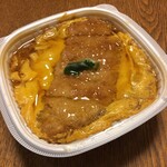 セブンイレブン - 料理写真:お出汁のきいた特製ロースかつ丼
