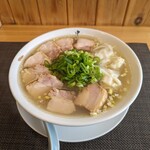 旭川中華そば 風來堂 - 肉そば