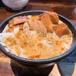 麺や 蒼 - クリーミーなつけ汁とたっぷりのお肉です♪