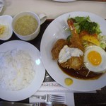 洋風ハンバーグと海老フライ１２８０円