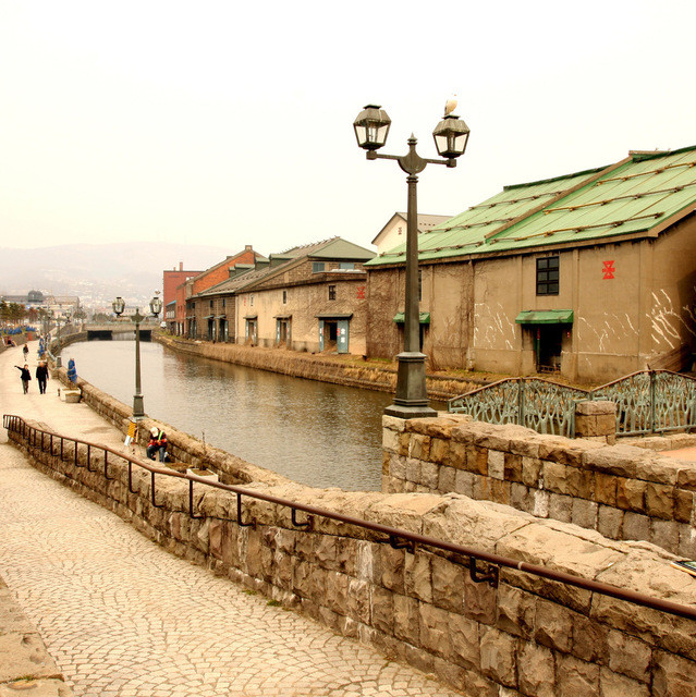 北海あぶりやき 運河倉庫（ほっかいあぶりやき うんがそうこ） - 小樽（肉料理）の写真