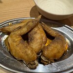 Izakaya Kakumei Yotteba - 名物手羽先一皿　100円