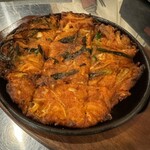 韓無量 - ニラキムチチヂミ　398円