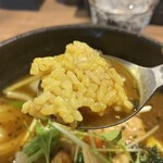 札幌ドミニカ - カリー、ターメリックライス
