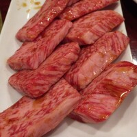 焼肉ギュウミー - 
