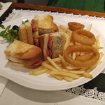 山の上ホテル - クラブハウスサンド