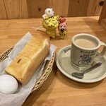 Komeda Kohi Ten - カフェ・オ・レ520円+モーニングAセット