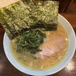 ラーメン 洞くつ家 - 