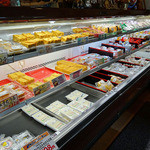 伊勢屋豆腐店 - 冷蔵ショーケース