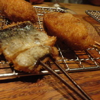 串揚げキッチン だん 十三店 - 秋刀魚と？