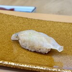 鮨 須藤 - 的鯛(ﾏﾄｳﾀﾞｲ)の昆布〆