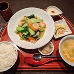 大翔軒 - 海老と青梗菜のオイスター炒め定食¥1000-