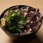 彩花亭 - わら焼きカツオたたき丼