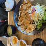 和食kitchen だい浜 - 三元豚ロース生姜焼き定食¥1,100