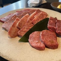 焼肉うしごろ 銀座並木通り店 - 