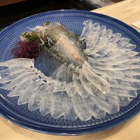 博多料亭 稚加榮 - いか活造り(アオリイカ)