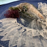 博多料亭 稚加榮 - いか活造り(アオリイカ)