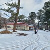 赤い屋根の喫茶店 駅舎 - 