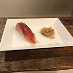 麹町いづみや しろ - 生本鮪赤身 長崎 鷹島