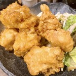 大衆酒場 あかし屋 - 唐揚げ　茶色攻撃やヽ( ・∀・)ﾉ