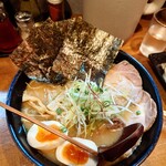 Mensakaba Demekin - 挽き肉入りのスープ