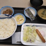 松屋 - ソーセージエッグ定食